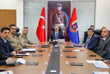 Siirt'te Güvenlik ve Asayişin Güçlendirilmesi İçin Koordinasyon Toplantısı Yapıldı