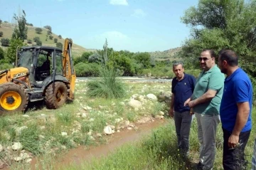 Siirt'te Köy Yollarında Çalışma Denetimi: İl Özel İdaresi Harekete Geçti