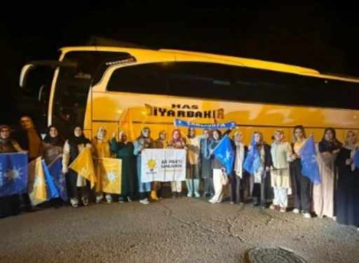 Siverek AK Parti Teşkilatı Ankara Yolunda: 25. Yıl Buluşmasına G&uuml;&ccedil;l&uuml; Katılım