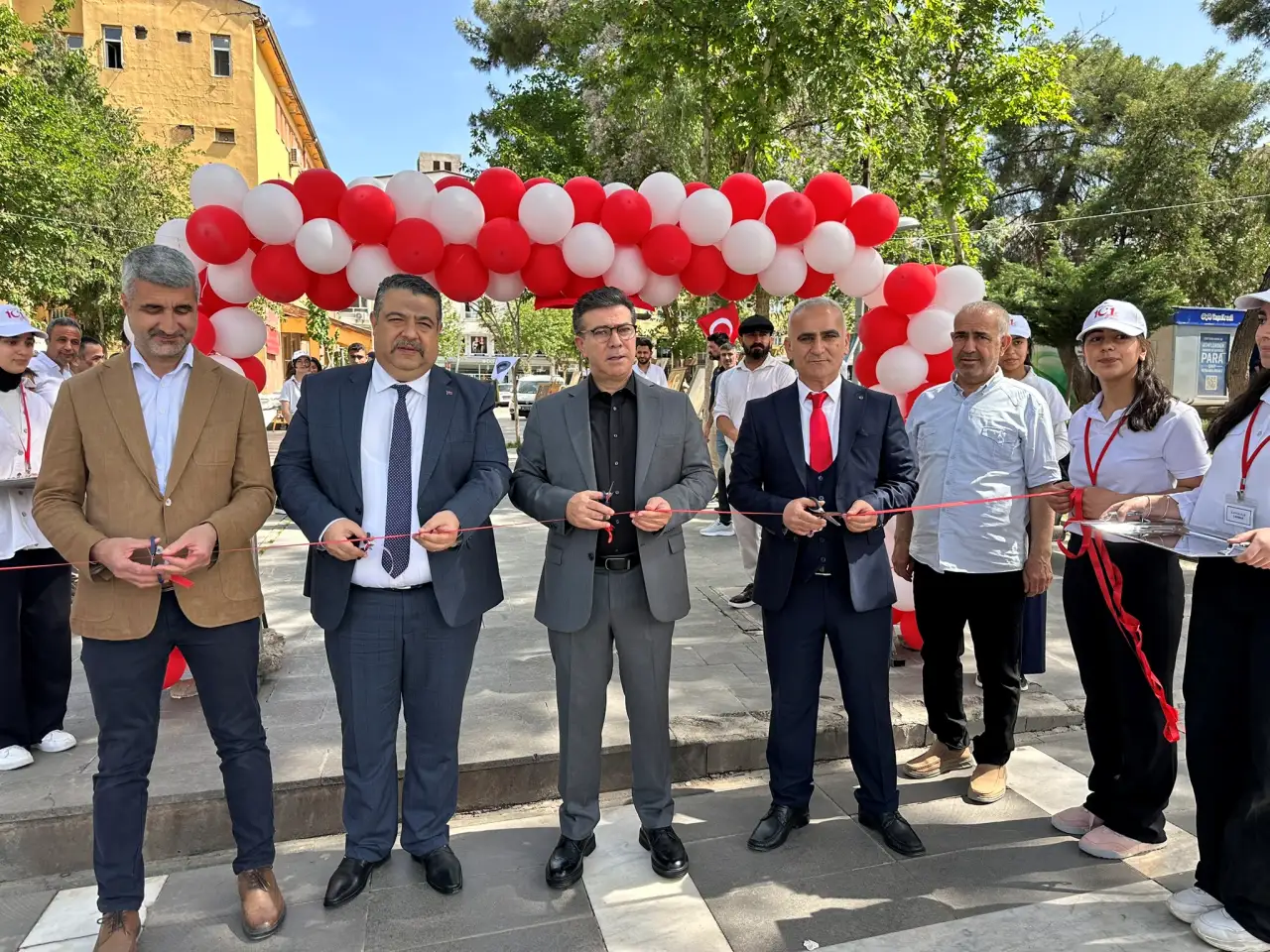 Siverek Anadolu Lisesinde Karma Resim Sergisi Açılışı Gerçekleşti
