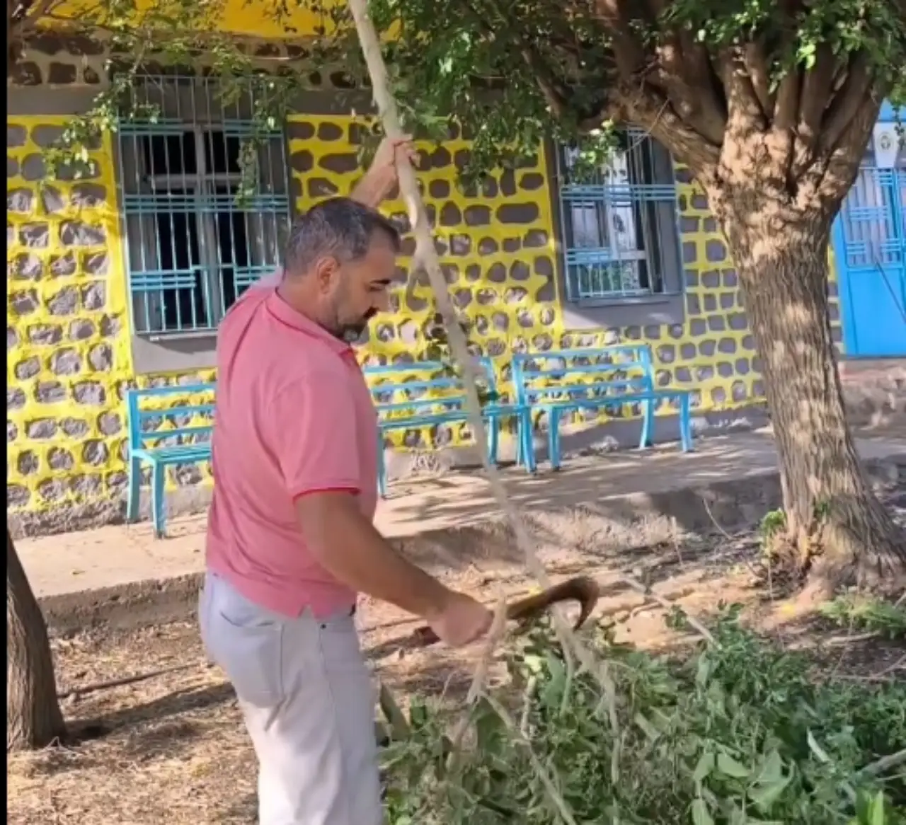 Siverek Bayır&ouml;z&uuml;&rsquo;nde Hi&ccedil;bir Şey Ziyan Olmuyor