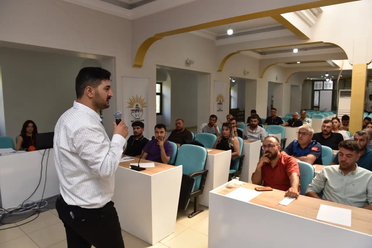 Siverek Belediyesi Personeline Afet ve Psikososyal Destek Eğitimi