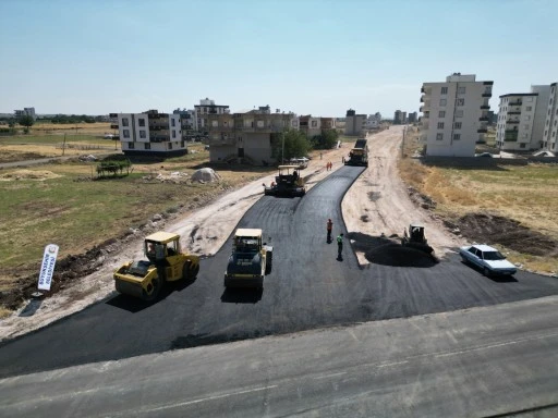 Siverek &Ccedil;evre Yolu&rsquo;nda 2. Etap Sıcak Asfalt &Ccedil;alışması Başladı