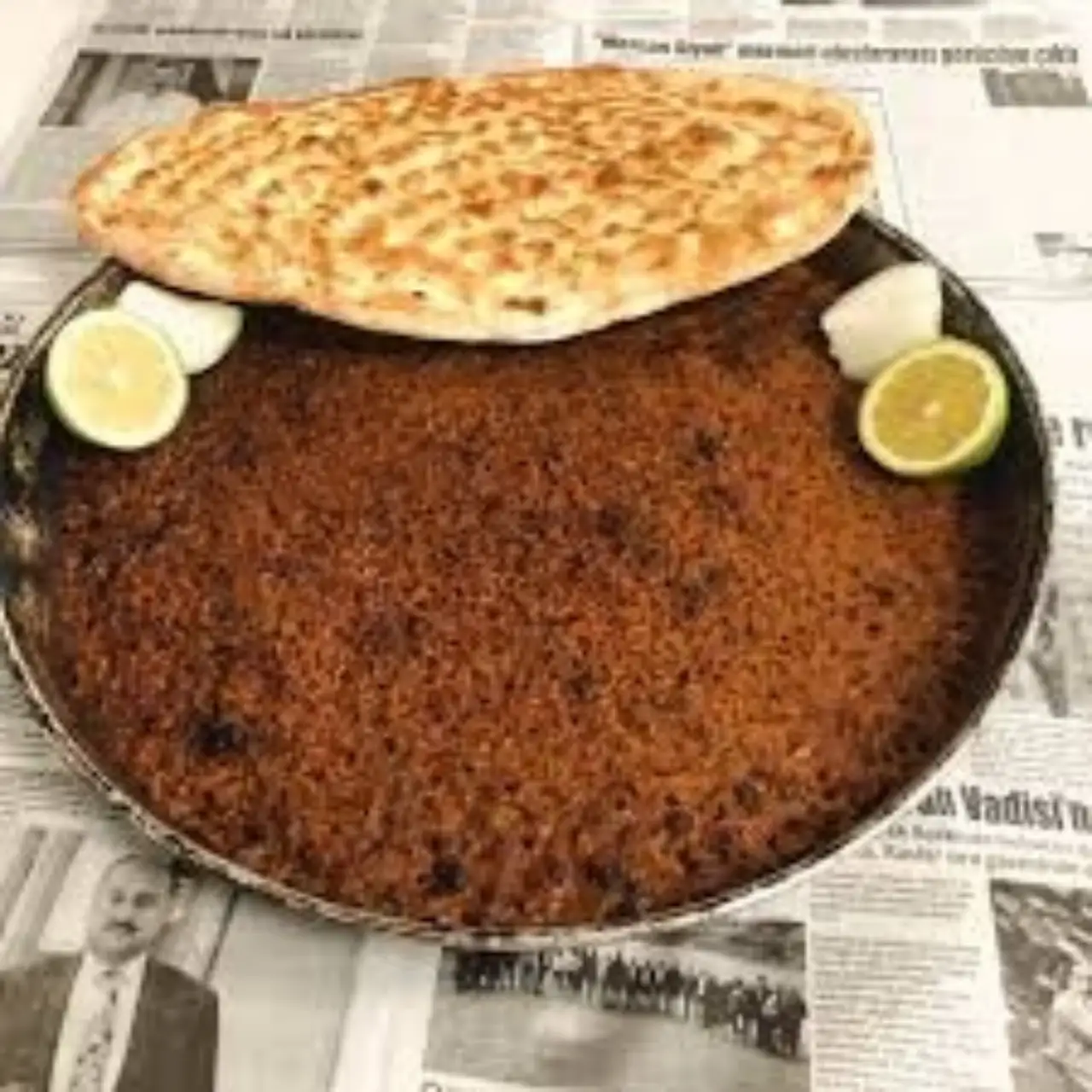 Siverek&rsquo;in Saklı Lezzet Mirası: Taş Fırından Sofralara Meyhane Pilavı