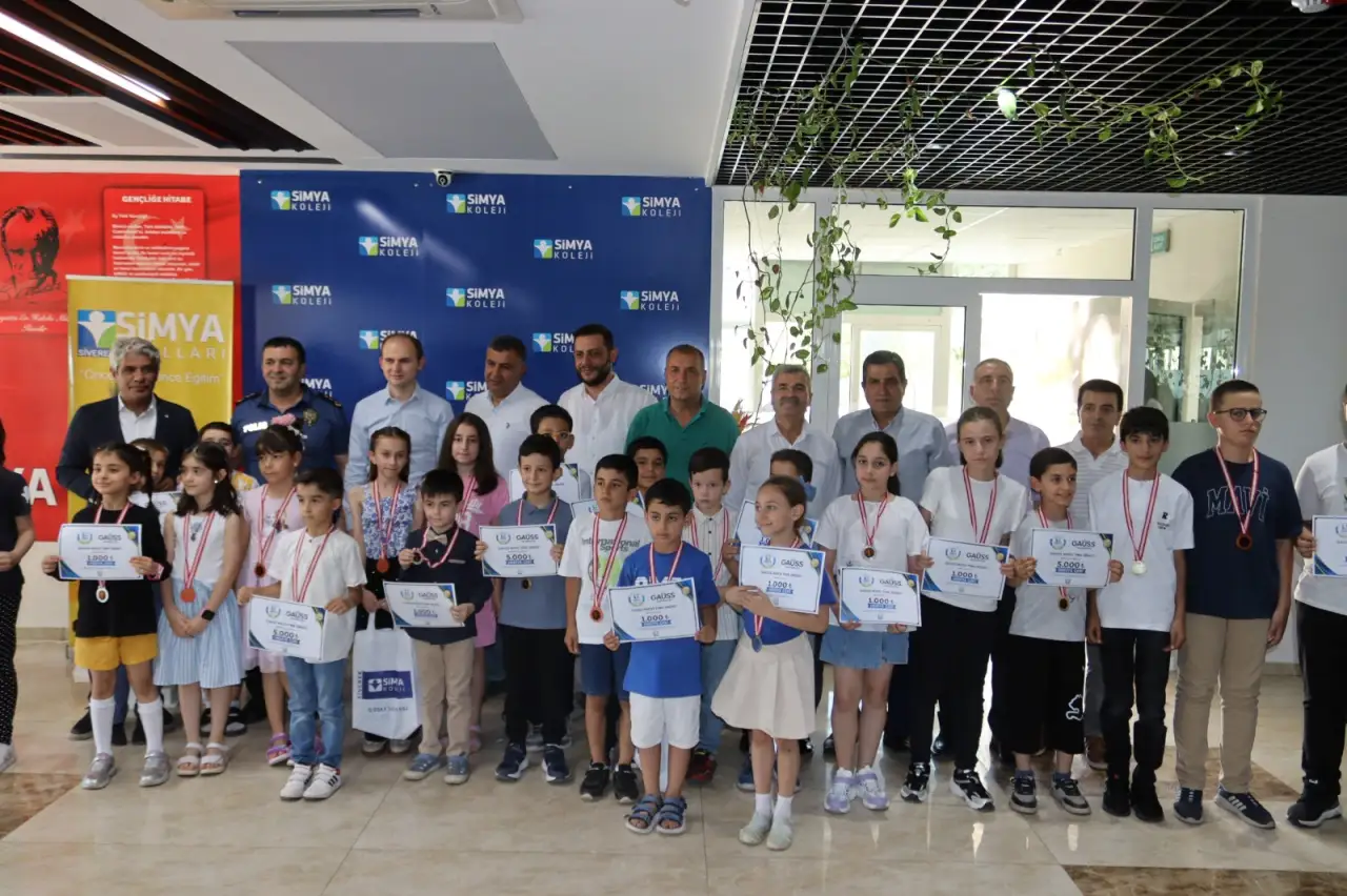 Siverek Simya Koleji&rsquo;nde GAUS Matematik Yarışması &Ouml;d&uuml;l T&ouml;reni Coşkuyla Ger&ccedil;ekleşti