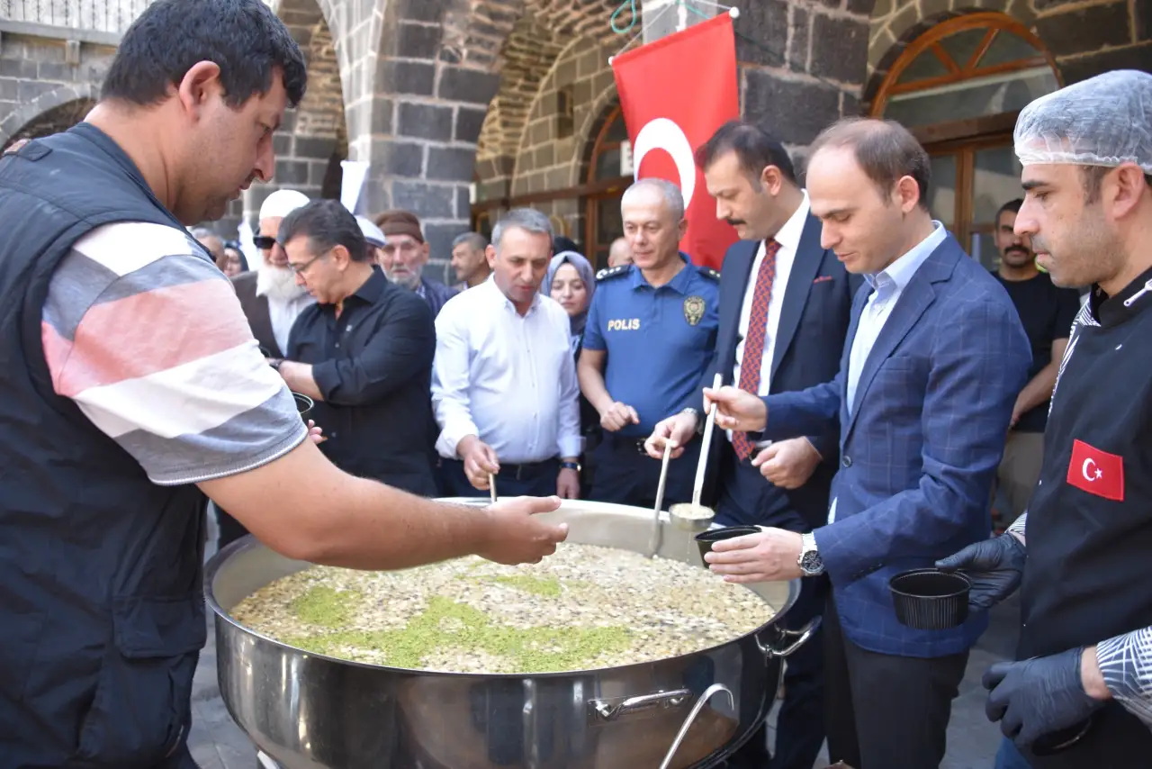 Siverek’te Birlik ve Paylaşımın Simgesi Coşkuyla Kutlandı