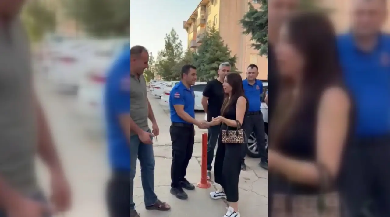 Siverek&rsquo;te Cezaevi M&uuml;d&uuml;r&uuml; Esirağ Karpuz&rsquo;a Duygu Dolu Uğurlama