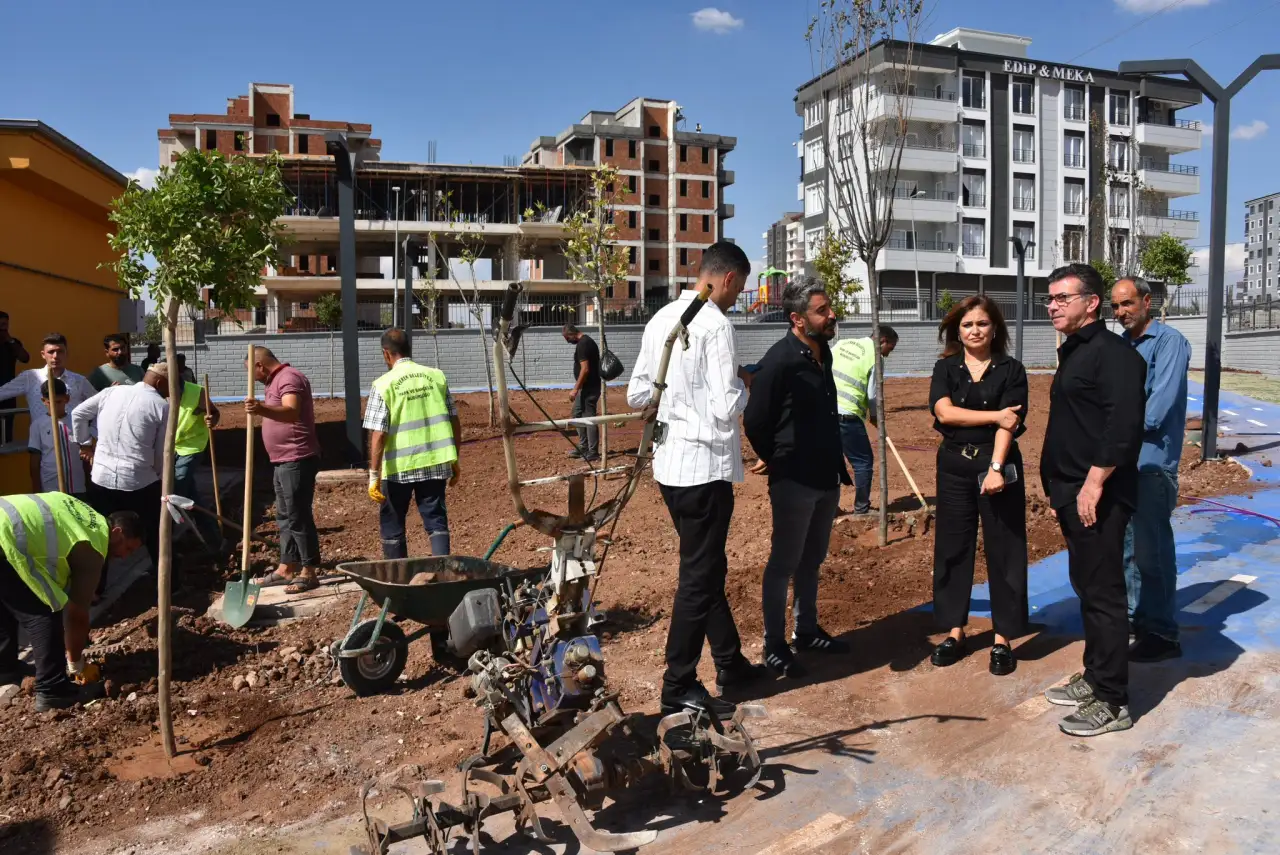 Siverek’te Dev Spor Kompleksi Çevre Düzenlemesiyle Halkın Hizmetine Girecek