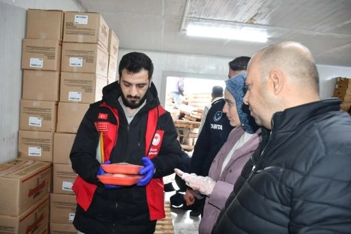 Siverek&rsquo;te Devasa Gıda Operasyonu: 50 Ton Bozuk Tavuk Sofralara Ulaşmadan Yakalandı