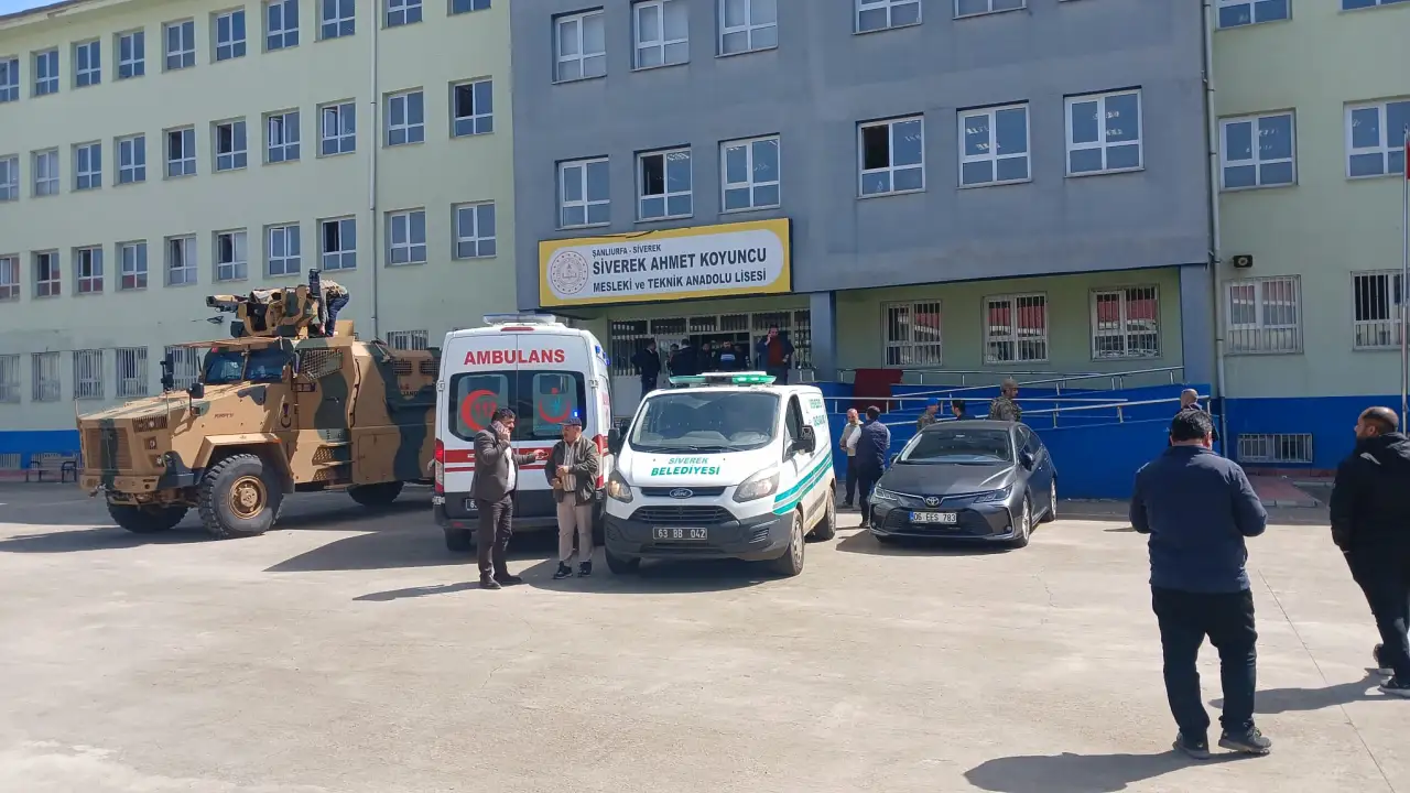 Siverek&rsquo;te Eğitim Yuvasında Dehşet: Liseye Silahlı Saldırı D&uuml;zenlendi!