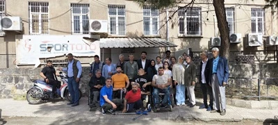 Siverek'te Engelliler Haftası’nda Anlamlı Ziyaret: AK Parti Heyetinden Moral ve Destek Mesajı