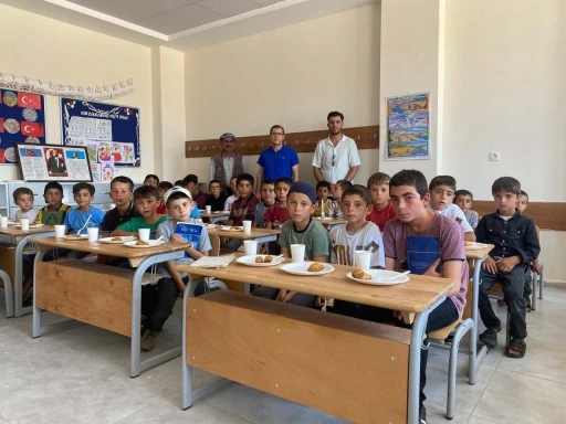 Siverek&rsquo;te İlim Yayma Cemiyeti Yaz Okulunda 100 &Ouml;ğrenciye Eğitim Programı Tamamladı