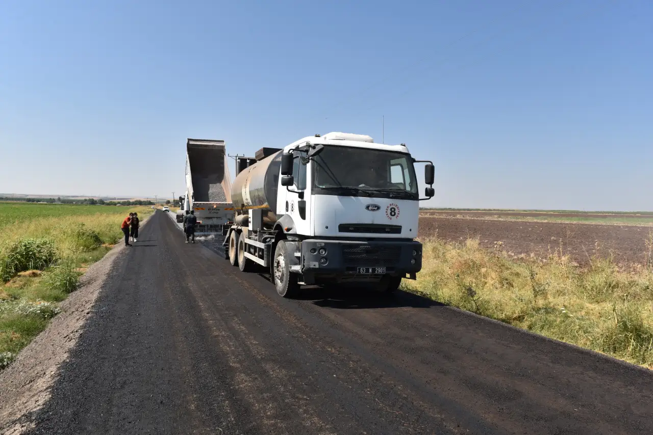 Siverek&rsquo;te Kırsal  10 Mahallede &Ccedil;alışmalar S&uuml;r&uuml;yor