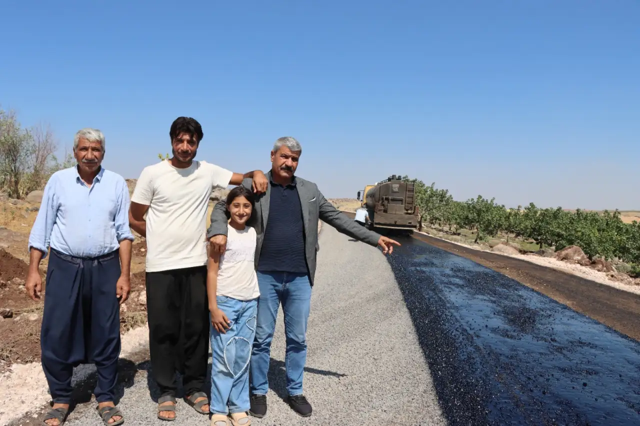 Siverek&rsquo;te Kırsal Yollar İ&ccedil;in &Ccedil;alışmalar Hızlandı