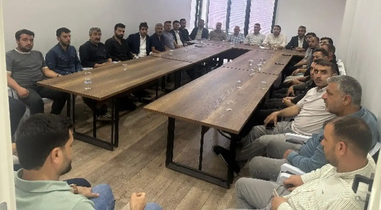 Siverek'te M&uuml;teahhitlerden Beton Fiyatlarına Karşı Tarihi Boykot Kararı