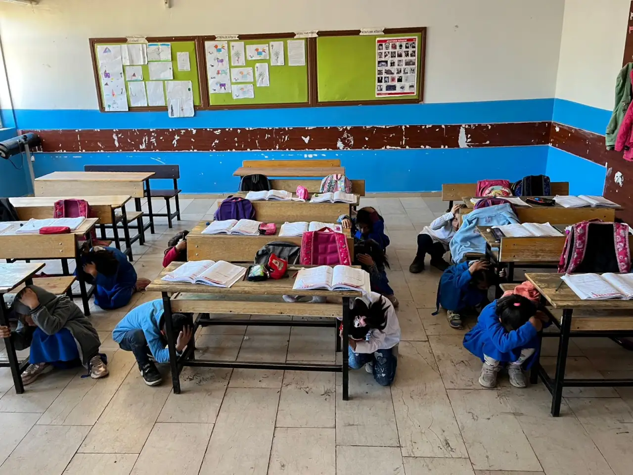 Siverek’te Öğrencilere Afet Bilinci Aşılanıyor
