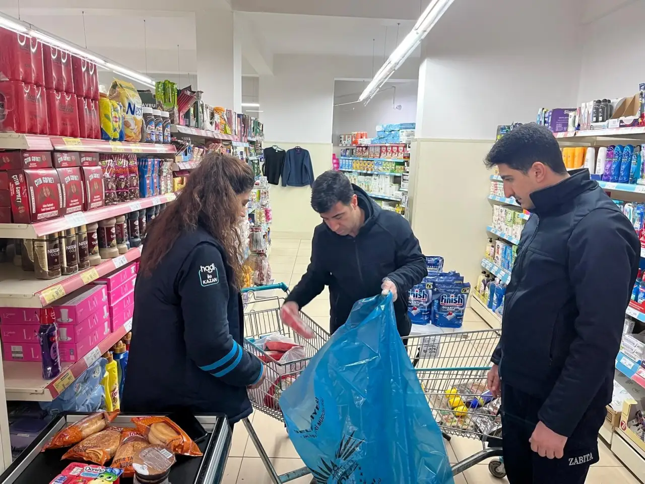 Siverek&rsquo;te Sağlık Seferberliği: Zabıtadan Raflarda Titiz Takip!