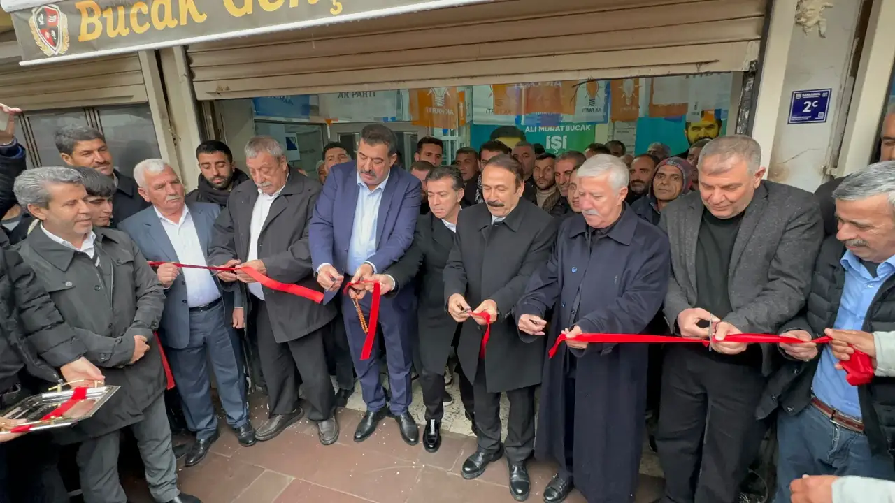 Siverek'te Tayyar Bucak'tan Ak Parti Adayı Ali Murat Bucak için Seçim İrtibat Bürosu Açılışı