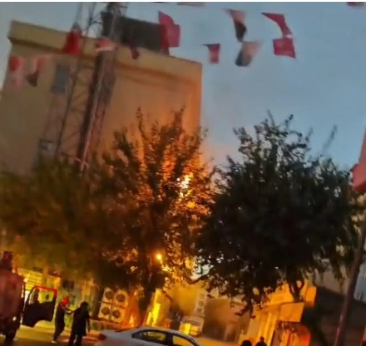 Siverek&rsquo;te Trafo Yangını Paniğe Neden Oldu