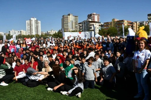 Siverek’te TÜBİTAK Bilim Şenliği’ne Yoğun İlgi