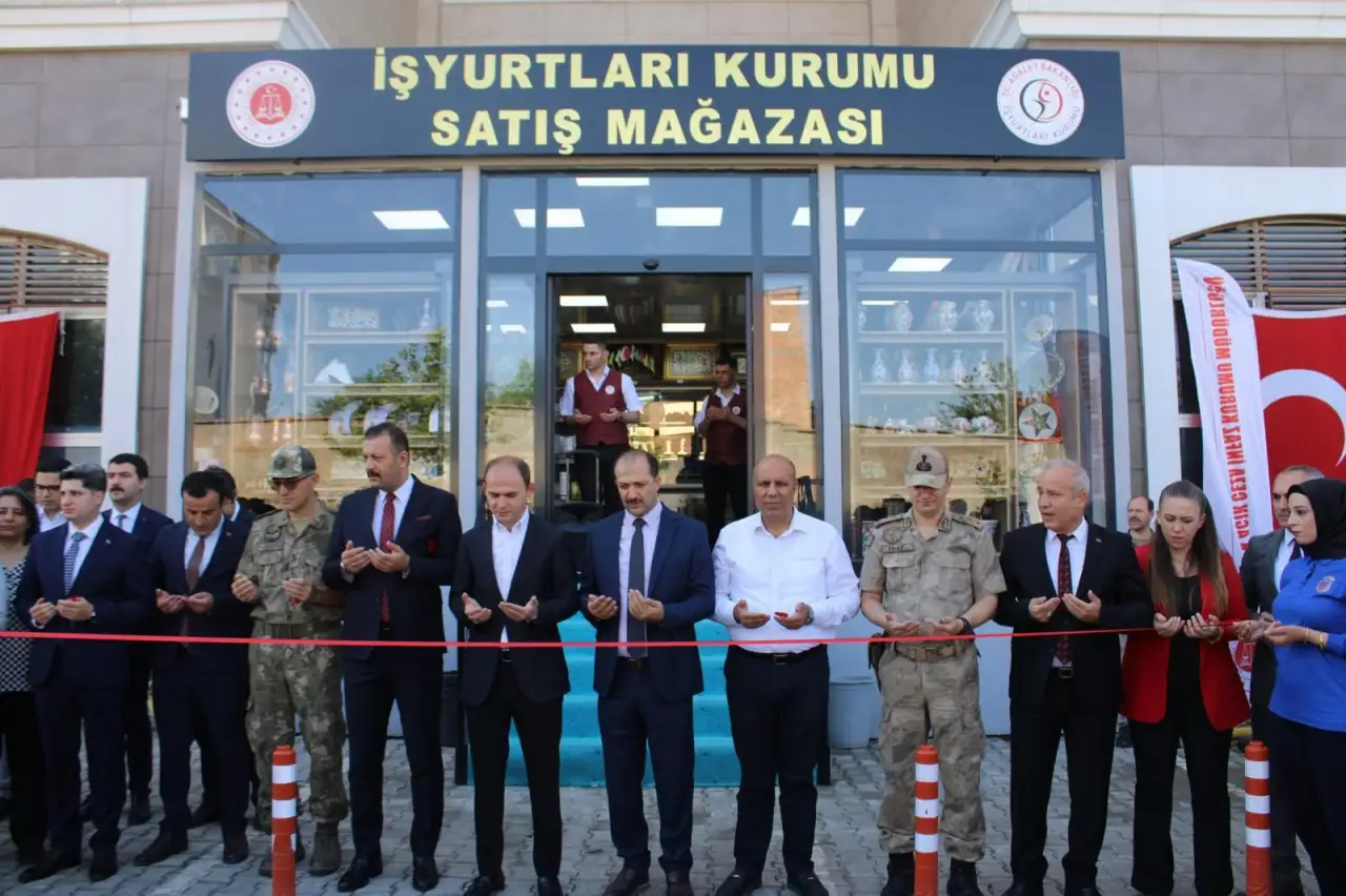 Siverek'te Umut Kapısı Aralandı: Mahkumların Emeği Toplumla Buluşuyor