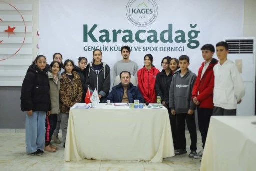 Siverek&rsquo;te Yarının Mimarlarıyla Buluşma: Mustafa G&uuml;lpınar'dan Gen&ccedil;lere Tam Destek!  ---