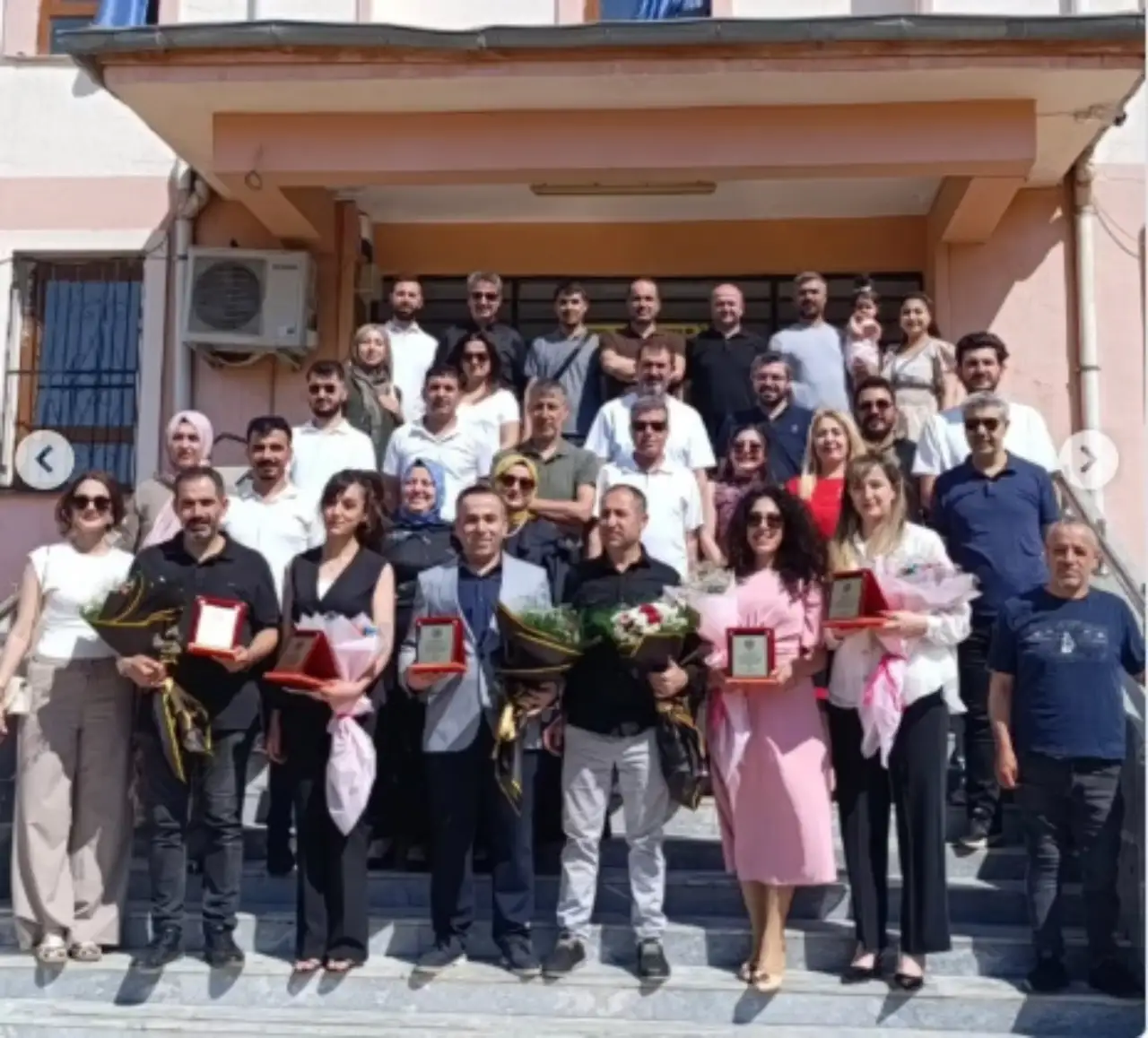 Siverek'te Yılların Emek Veren Eğitimcilerine Anlamlı Uğurlama