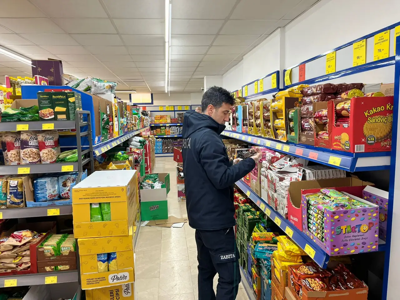 Siverek&rsquo;te Zabıta Ekiplerinden Mutfak G&uuml;venliği Operasyonu