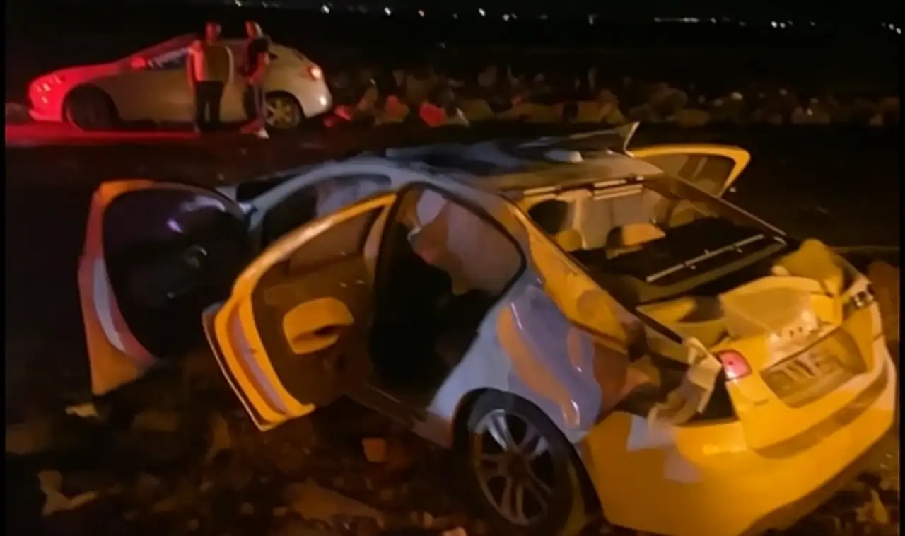 Siverek Yolunda Korkutan Kaza: 3 Kişi Yaralı Kurtarıldı