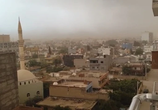  Suriye Üzerinden Gelen Toz Taşınımı Hayatı Felç Etti