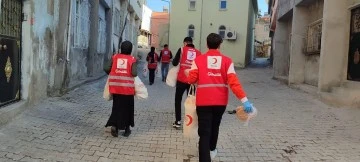 Türk Kızılay'dan 500 Aileye Pide Yardımı