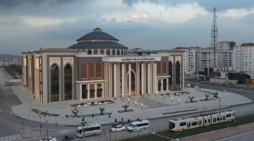 Türkiye’nin En Büyük İkinci Kütüphanesi Açıldı