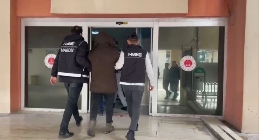 Uyuşturucuya Geçit Yok: 5 Sokak Satıcısı Tutuklandı
