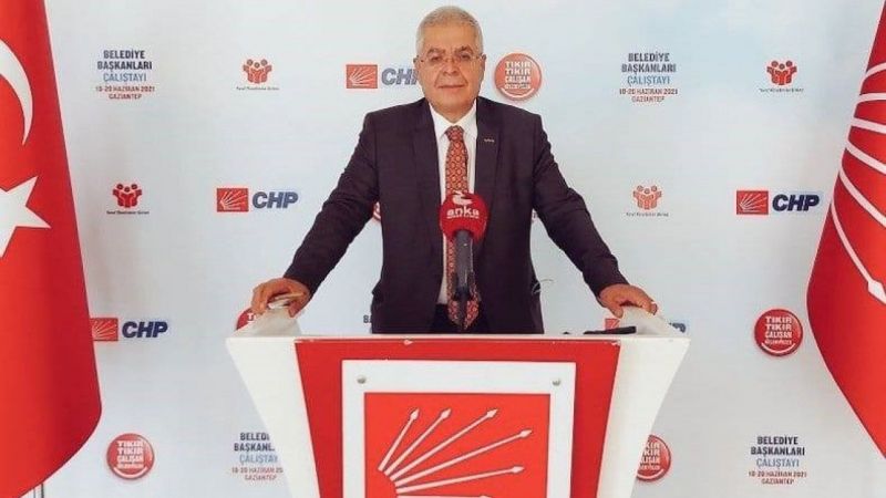 Neşet Uçar Görevinden İstifa Etti