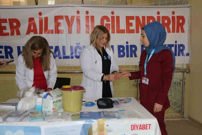 Diyabet Ülkesi Olan Türkiye’de İlkokul Çağı Çocuklarda Şeker Hastalığı Görebilmekte