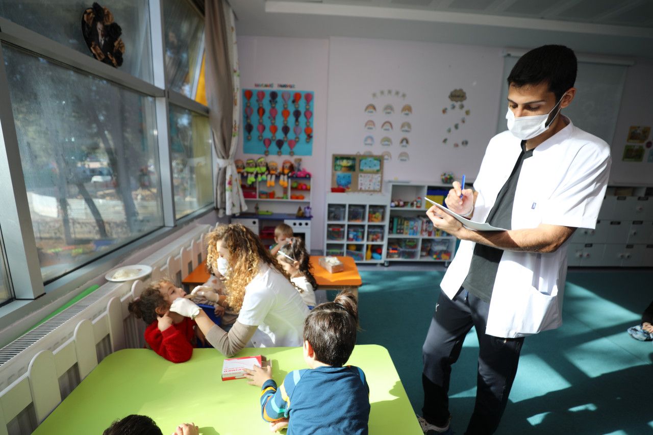 Gaziantep&#039;te Özel Bakım Gerektiren Bireylere Ve Öğrencilere Ağız Ve Diş Sağlığı Eğitimi Verildi
