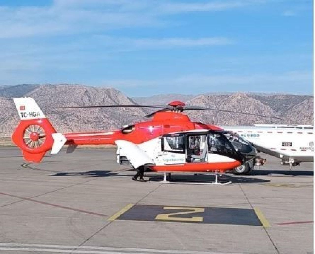 Ambulans Helikopter 5 Yaşındaki Çocuk İçin Havalandı