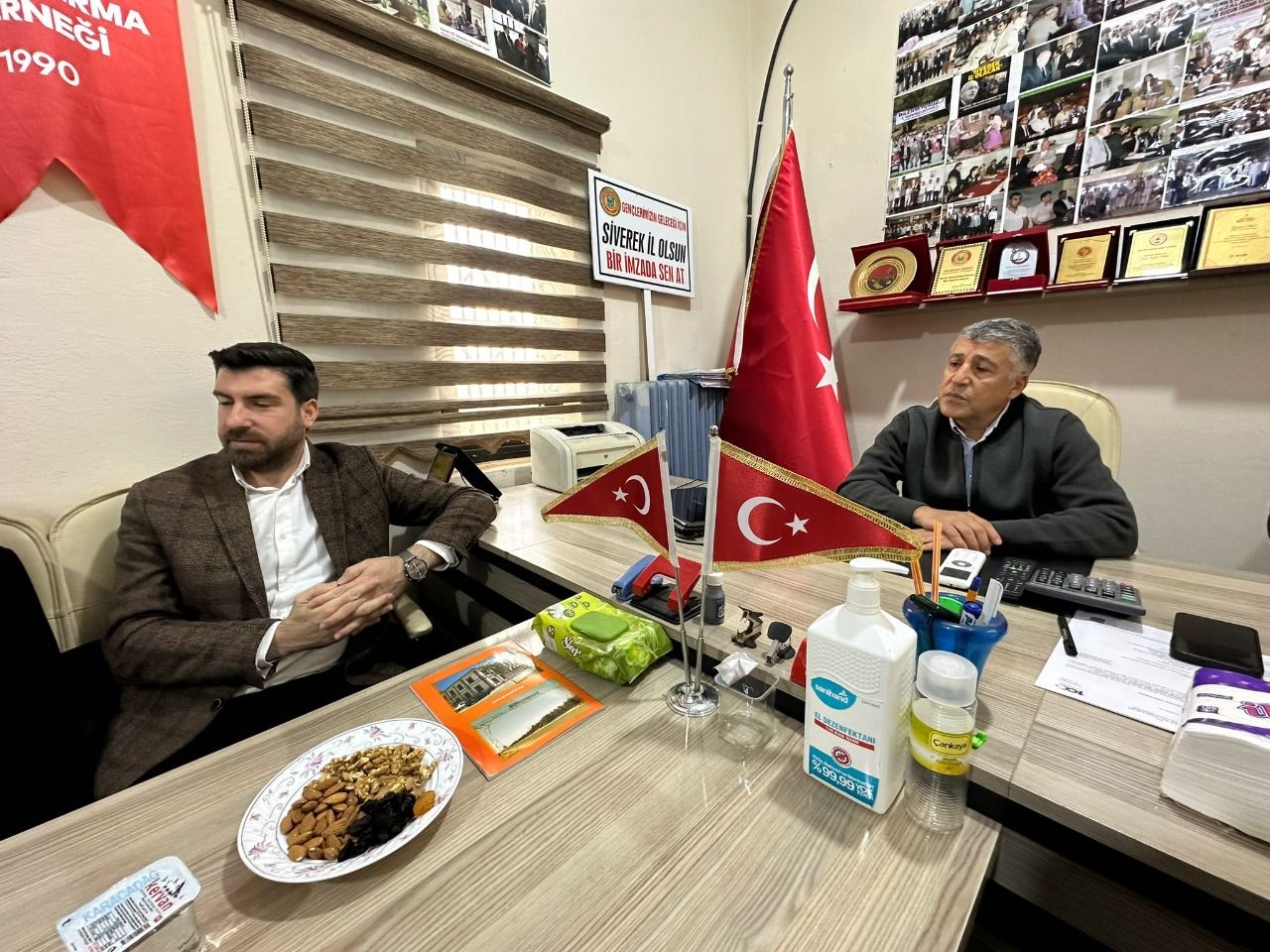 Siverek AK Parti Belediye Başkan Aday Adayı Mehmet Par&#039;dan SİVİLDER&#039;e Önemli Ziyaret