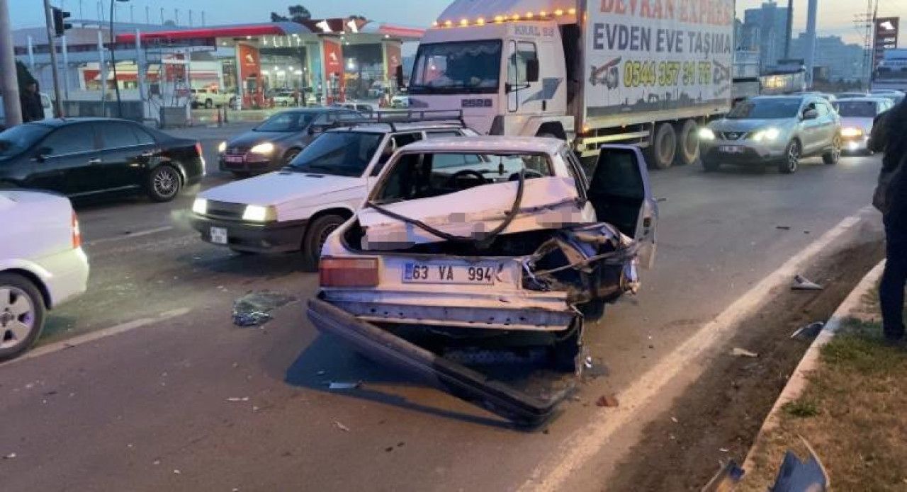 Meydana Gelen Zincirleme Trafik Kazası: 2 Kişi Yaralandı