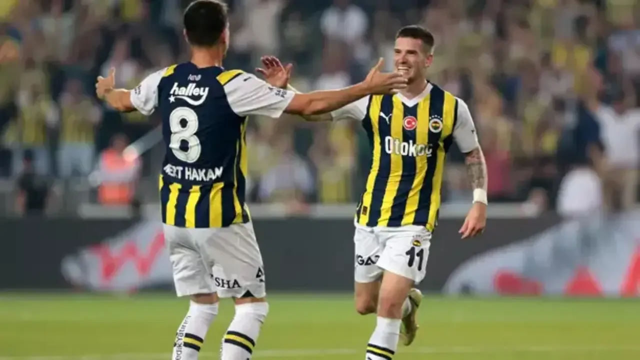 Fenerbahçe&#039;nin Yıldızına Sürpriz Talip! Resmi Açıklama Geldi
