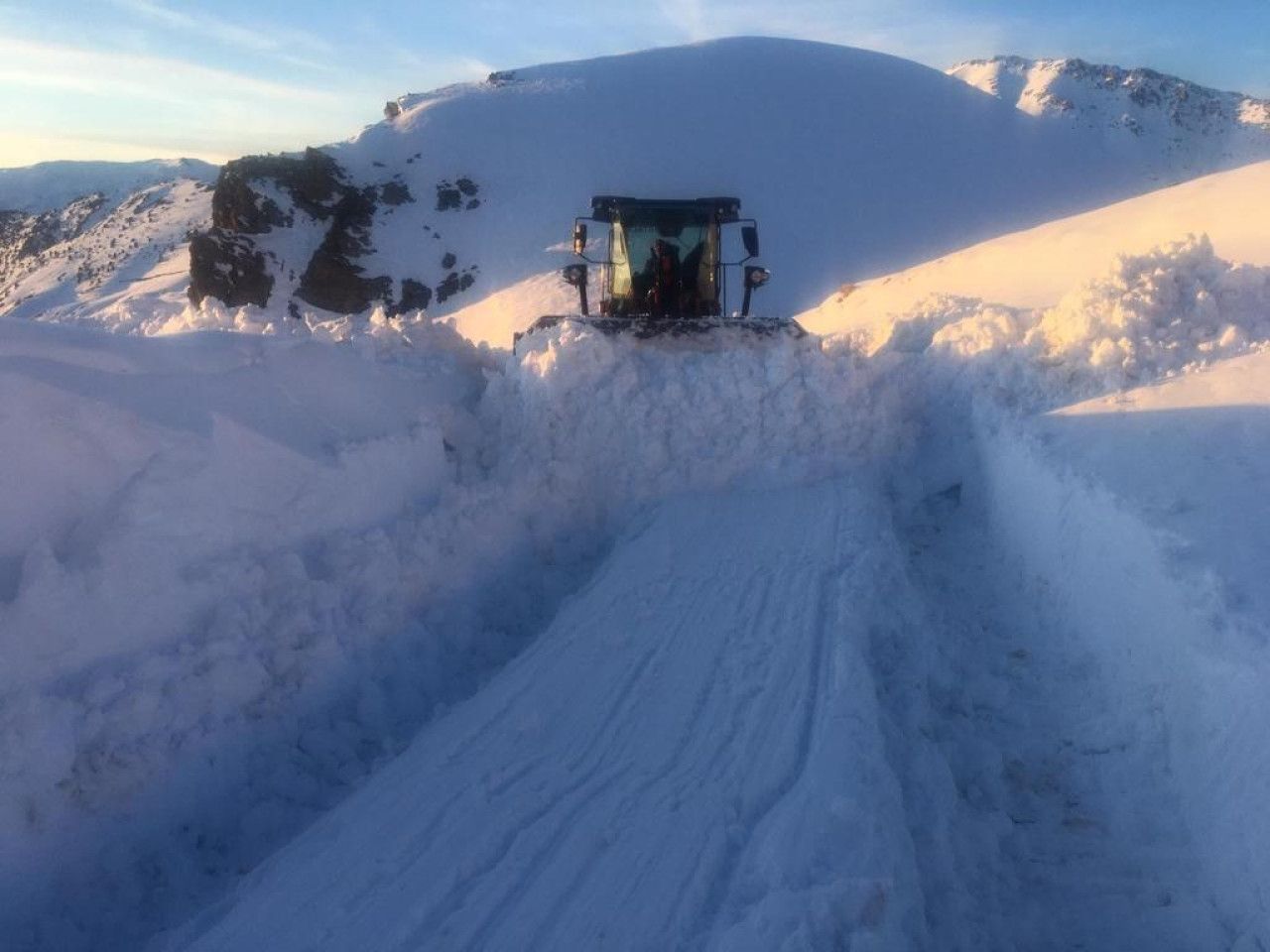 Kar Yağışı: 3 Metre Kar ve Köy Yollarında Mücadele