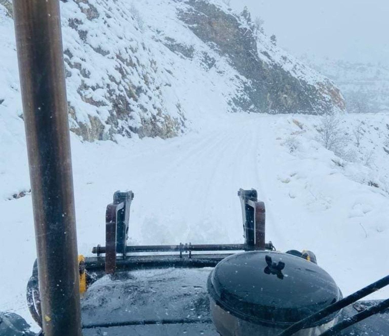 Kar Engeli Aşıldı: Köy Yolları Ulaşıma Açıldı