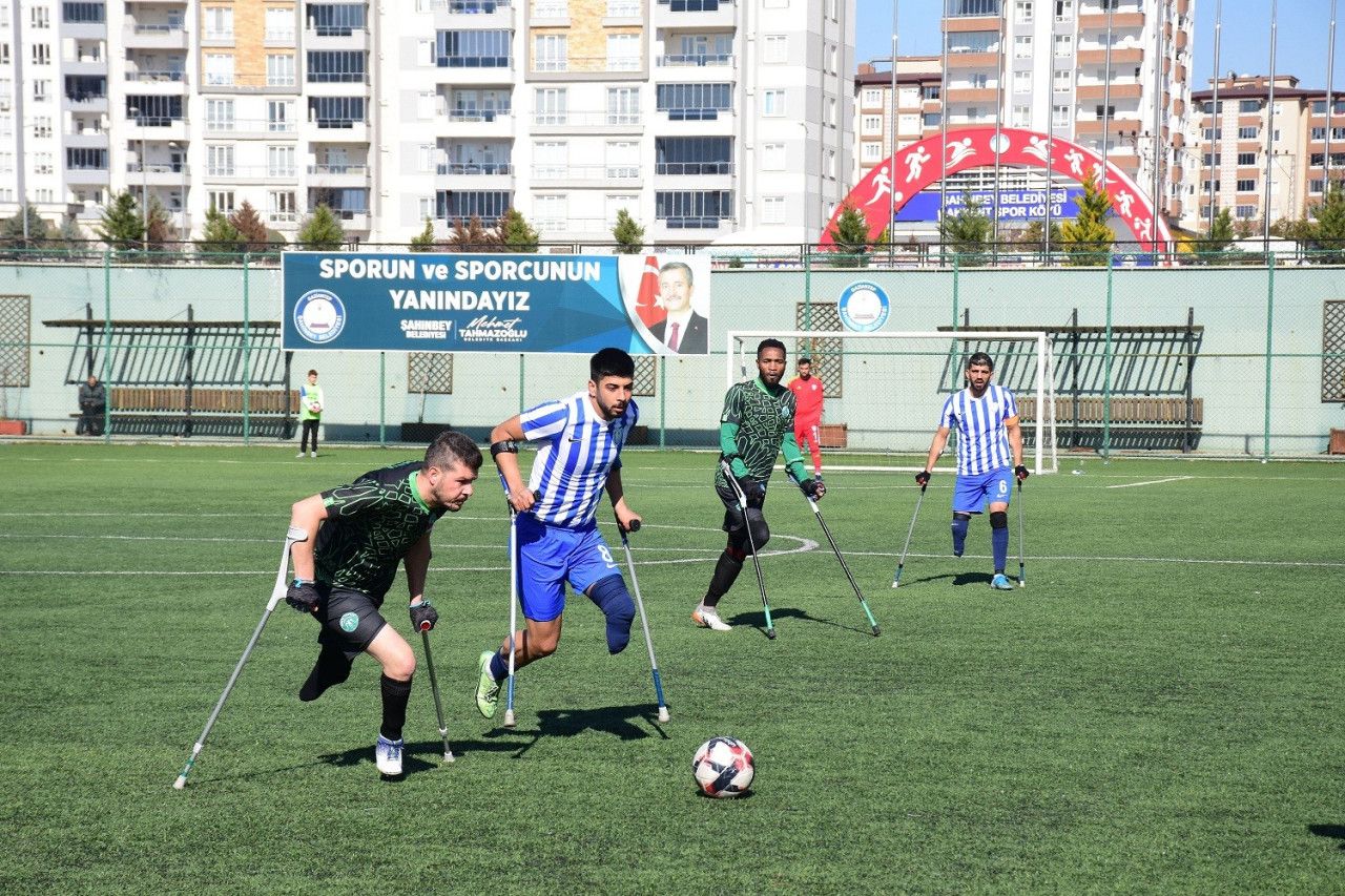 Ampute Futbol Takımı'nın Büyük Zaferi: Konya'yı 9-0 Yendi
