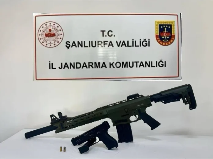 Jandarmadan Siverek, Akçakale ve Ceylanpınar İlçelerinde Çok Sayıda Silah Yakalandı