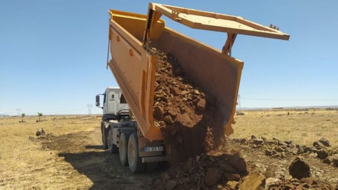 Kırsal Mahallelere Yol Çalışması Devam Ediyor