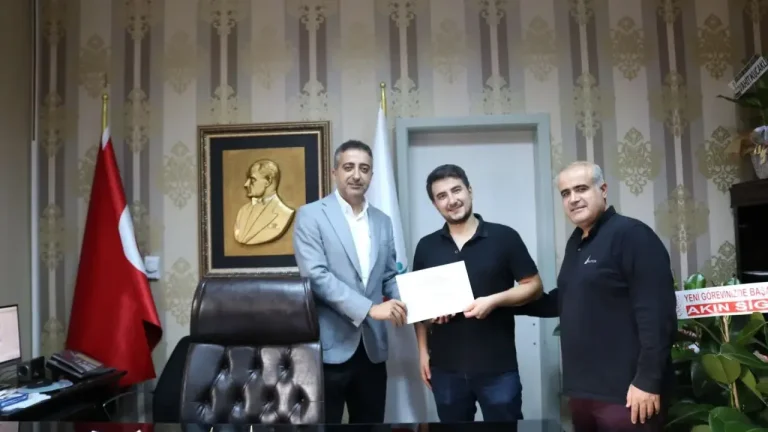 Siverek Devlet Hastanesi’nde Görev Süresini Tamamlayan Doktora Teşekkür Belgesi