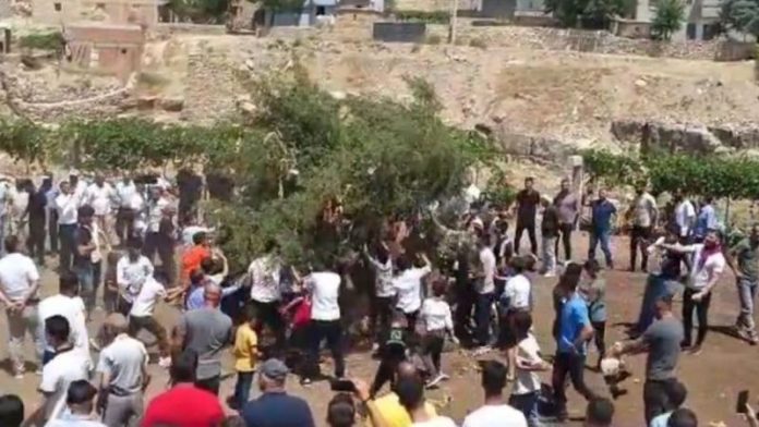 Traktörden Gelin Arabası