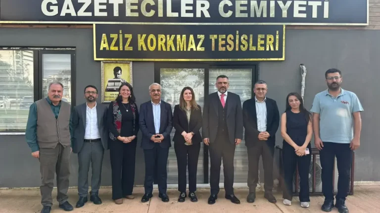 DEM Parti Heyetinden Güneydoğu Gazeteciler Cemiyeti’ne Ziyaret